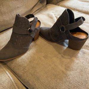 Size 10 grey Swede chunky heels